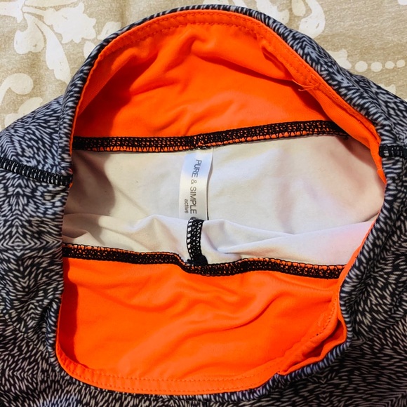 Active Short - Picture 3 of 3